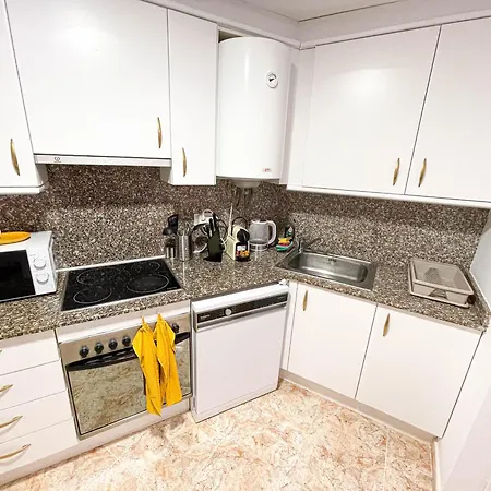 Yellow Lloret Apartamento *