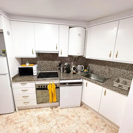 Yellow Lloret Apartment