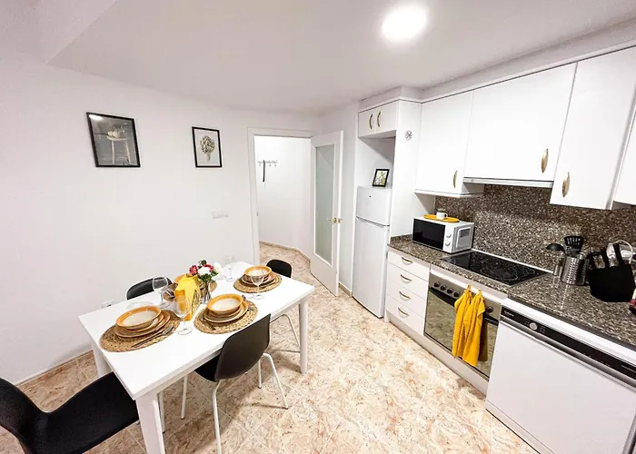Yellow Lloret Apartment *